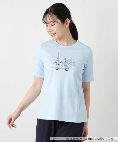 Leilian / レリアン Tシャツ | スクーターイラストTシャツ(サックスブルー)