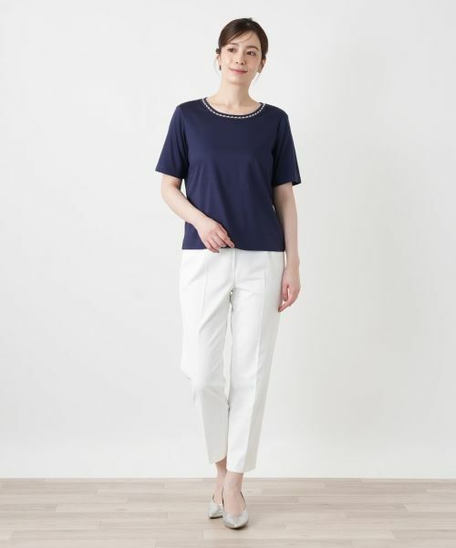 Leilian / レリアン Tシャツ | ビジューネックカットソー | 詳細1