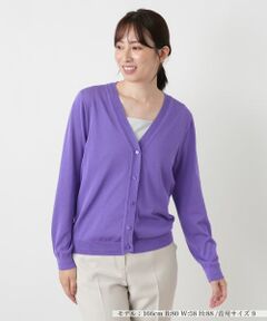 洗えるVネックニットカーディガン【Leilian WHITE LABEL】