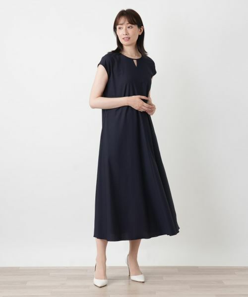 Leilian / レリアン ドレス | 洗えるスリットネックフレンチスリーブワンピース【Leilian WHITE LABEL】 | 詳細1
