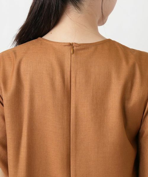 Leilian / レリアン ドレス | レース刺繍Vネックサックワンピース【Leilian WHITE LABEL】 | 詳細14
