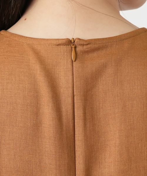 Leilian / レリアン ドレス | レース刺繍Vネックサックワンピース【Leilian WHITE LABEL】 | 詳細17