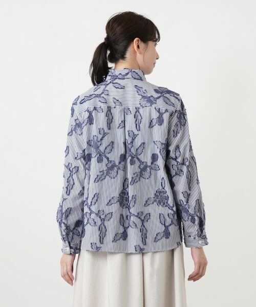 Leilian / レリアン シャツ・ブラウス | ストライプ花柄刺繍ブラウス【Leilian WHITE LABEL】 | 詳細9