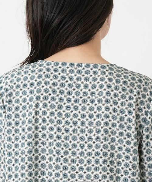Leilian / レリアン シャツ・ブラウス | 花柄キーネックブラウス【Leilian WHITE LABEL】 | 詳細11