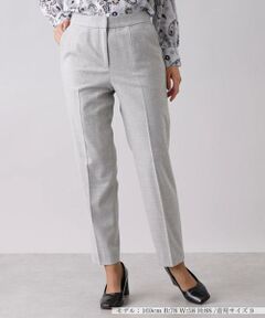 センタープレステーパードパンツ