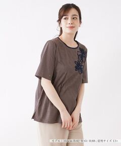 ふんわり花刺繍ボーダーTシャツ