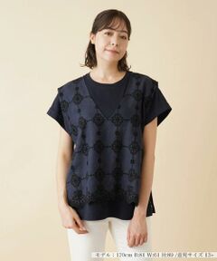 ベスト×Tシャツアンサンブル