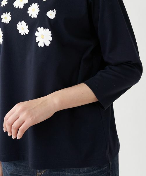 Leilian PLUS HOUSE / レリアンプラスハウス Tシャツ | 花柄モチーフ　ロングTシャツ【プラス企画】 | 詳細7