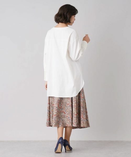 Leilian PLUS HOUSE / レリアンプラスハウス シャツ・ブラウス | ドロストバンドカラーロングブラウス【Leilian：EZUMI】 | 詳細3