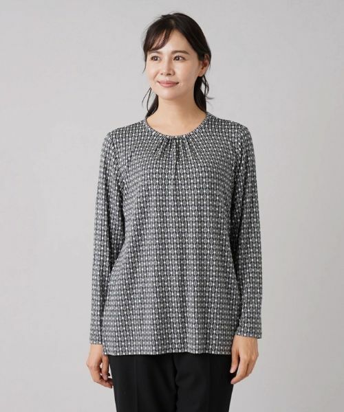 Leilian PLUS HOUSE / レリアンプラスハウス カットソー | 幾何学柄プリントタックブラウス | 詳細4