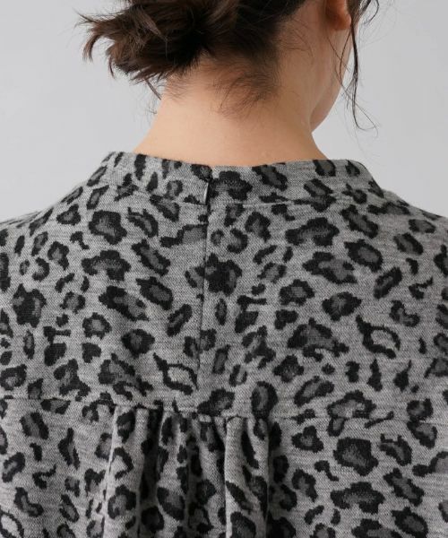 Leilian PLUS HOUSE / レリアンプラスハウス カットソー | レオパード柄ボトルネックプルオーバー | 詳細8
