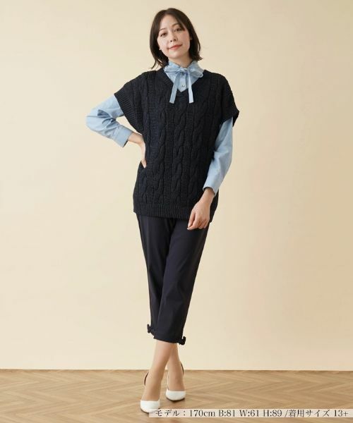 Leilian PLUS HOUSE / レリアンプラスハウス テーラードジャケット | ケーブル編みVネックニットベスト【プラス企画】 | 詳細3