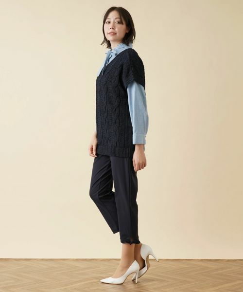 Leilian PLUS HOUSE / レリアンプラスハウス テーラードジャケット | ケーブル編みVネックニットベスト【プラス企画】 | 詳細4