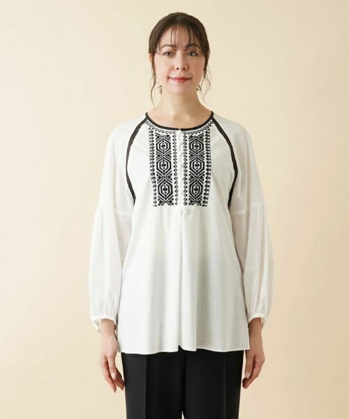 Leilian PLUS HOUSE / レリアンプラスハウス シャツ・ブラウス | 刺繍×レースボリュームスリーブブラウス | 詳細4