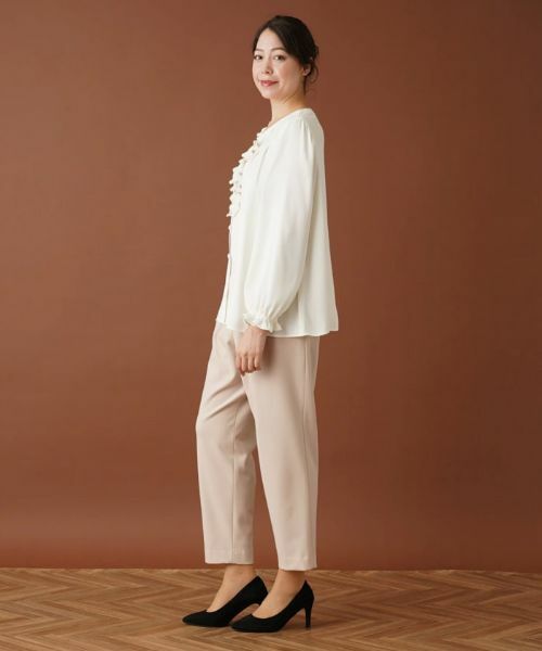 Leilian PLUS HOUSE / レリアンプラスハウス シャツ・ブラウス | ラッフルフリルバンドカラーブラウス【プラス企画】 | 詳細2