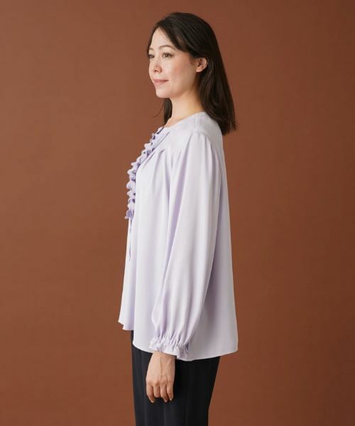 Leilian PLUS HOUSE / レリアンプラスハウス シャツ・ブラウス | ラッフルフリルバンドカラーブラウス【プラス企画】 | 詳細8