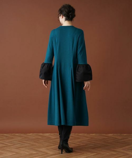 Leilian PLUS HOUSE / レリアンプラスハウス ドレス | ベルスリーブ切替フレアワンピース【Leilian：EZUMI】 | 詳細3