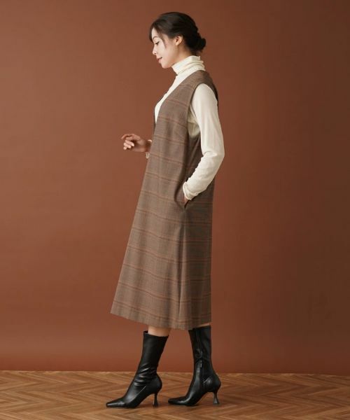 Leilian PLUS HOUSE / レリアンプラスハウス ロング・マキシ丈ワンピース | 【店舗人気】チェックVネックジャンパースカート | 詳細2
