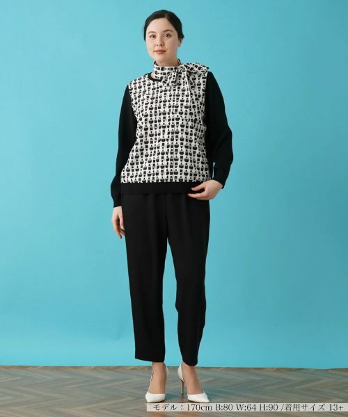 Leilian PLUS HOUSE / レリアンプラスハウス ニット・セーター | リボンタイ付きプリント切替えニット【ROCHAS Premiere】 | 詳細1