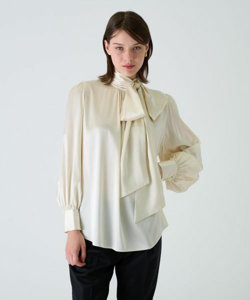 Leilian PLUS HOUSE / レリアンプラスハウス シャツ・ブラウス | スタンドカラーサテンブラウス【BOURGE】 | 詳細1