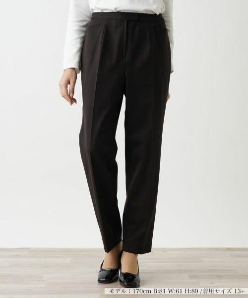 Leilian PLUS HOUSE/レリアンプラスハウス テーパードパンツ ダークブラウン系 15+ Leilian PLUS HOUSE/レリアンプラスハウス テーパードパンツ ダークブラウン系 15+