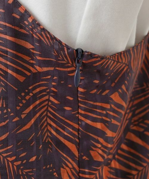 Leilian PLUS HOUSE / レリアンプラスハウス ロング・マキシ丈ワンピース | プリントジャンパースカート | 詳細13