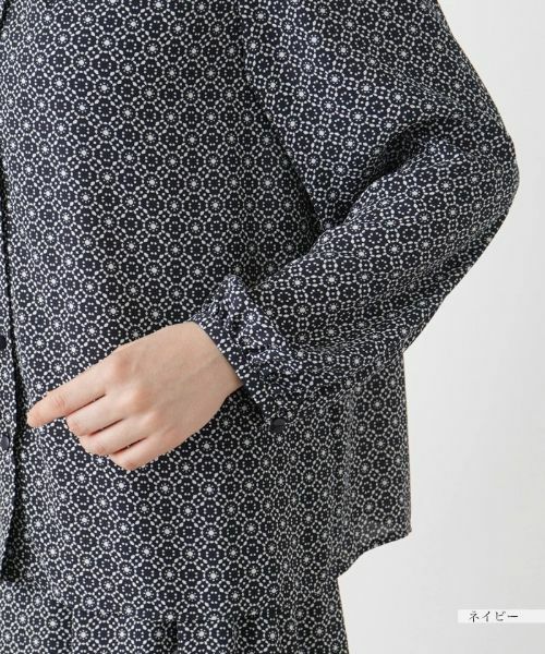 Leilian PLUS HOUSE / レリアンプラスハウス セットアップ | 幾何学柄ブラウススーツ | 詳細12