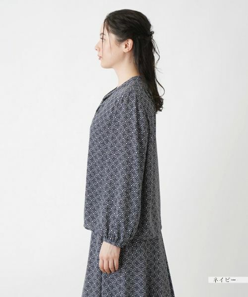 Leilian PLUS HOUSE / レリアンプラスハウス セットアップ | 幾何学柄ブラウススーツ | 詳細8