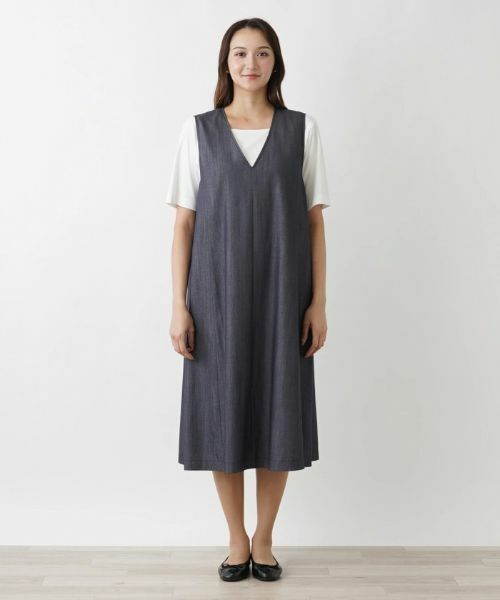 Leilian PLUS HOUSE / レリアンプラスハウス ロング・マキシ丈ワンピース | Vネックジャンパースカート【プラス企画】 | 詳細4