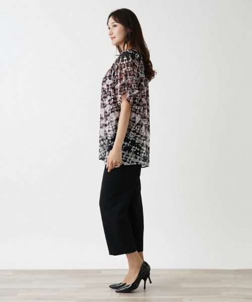 Leilian PLUS HOUSE / レリアンプラスハウス シャツ・ブラウス | ジオメトリック柄ブラウス【プラス企画】 | 詳細2