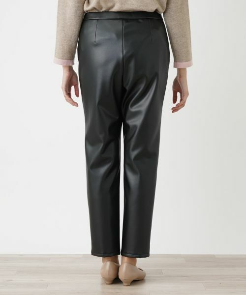 Leilian PLUS HOUSE / レリアンプラスハウス その他パンツ | フェイクレザーテーパードパンツ【プラス企画】 | 詳細6