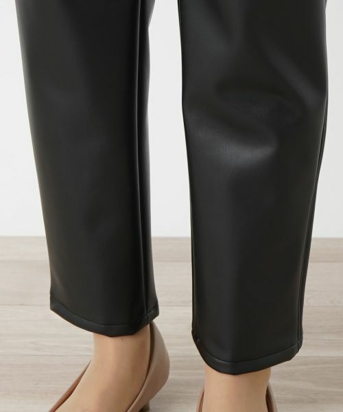 Leilian PLUS HOUSE / レリアンプラスハウス その他パンツ | フェイクレザーテーパードパンツ【プラス企画】 | 詳細8