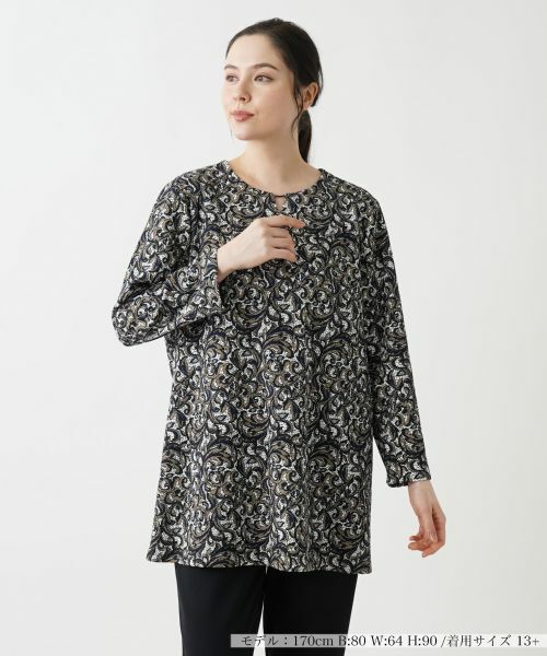 Leilian PLUS HOUSE / レリアンプラスハウス シャツ・ブラウス | ペイズリー柄チュニック(ネイビー系)