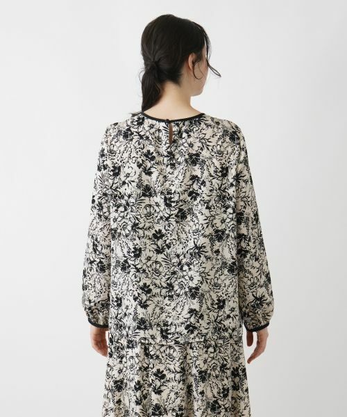 Leilian PLUS HOUSE / レリアンプラスハウス シャツ・ブラウス | フラワー柄ブラウス | 詳細6