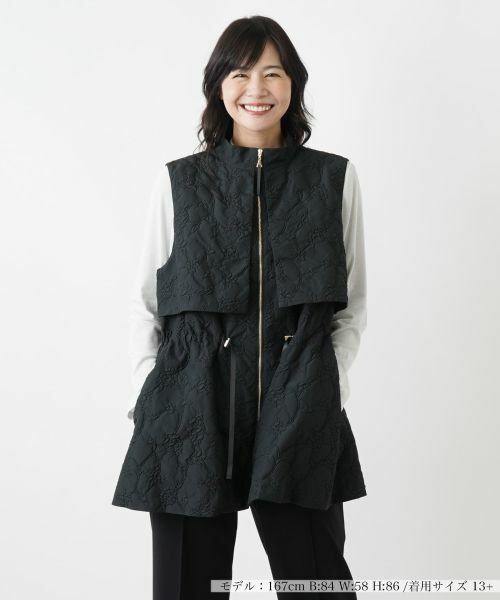 Leilian PLUS HOUSE/レリアンプラスハウス スタンドカラーベスト ブラック 13+ Leilian PLUS HOUSE/レリアンプラスハウス スタンドカラーベスト ブラック 13+