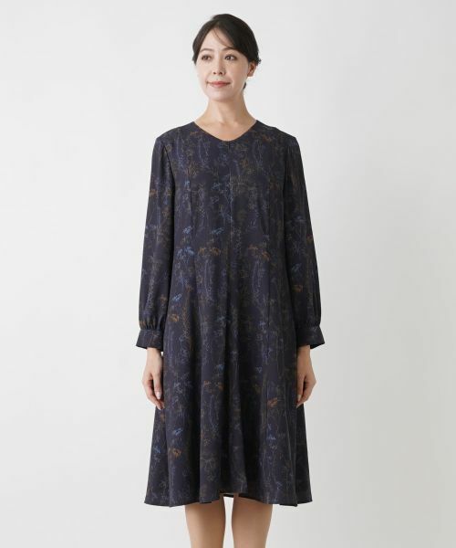 Leilian PLUS HOUSE / レリアンプラスハウス ドレス | Vネックフレアワンピース | 詳細4