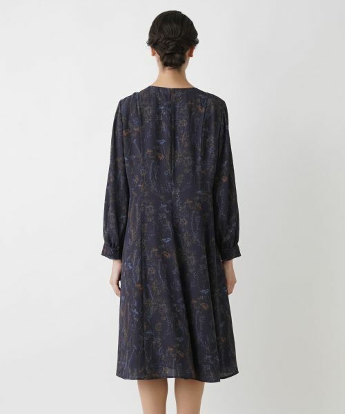 Leilian PLUS HOUSE / レリアンプラスハウス ドレス | Vネックフレアワンピース | 詳細6