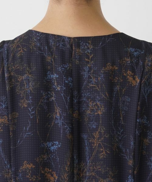 Leilian PLUS HOUSE / レリアンプラスハウス ドレス | Vネックフレアワンピース | 詳細8