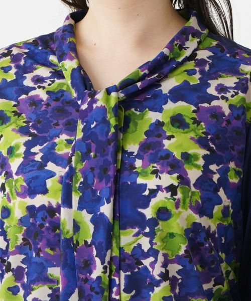 Leilian PLUS HOUSE / レリアンプラスハウス シャツ・ブラウス | フラワー柄ボウタイブラウス | 詳細11