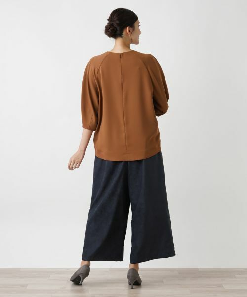 Leilian PLUS HOUSE / レリアンプラスハウス シャツ・ブラウス | クルーネックプルオーバーブラウス【BOURGE】 | 詳細18