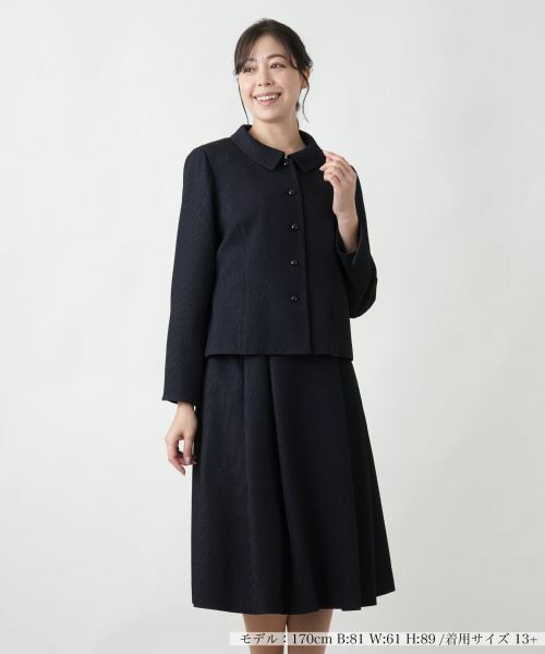 Leilian PLUS HOUSE/レリアンプラスハウス 【店舗人気】ステンカラースーツ【セレモニー】 ネイビー 17+ Leilian PLUS HOUSE/レリアンプラスハウス 【店舗人気】ステンカラースーツ【セレモニー】 ネイビー 17+