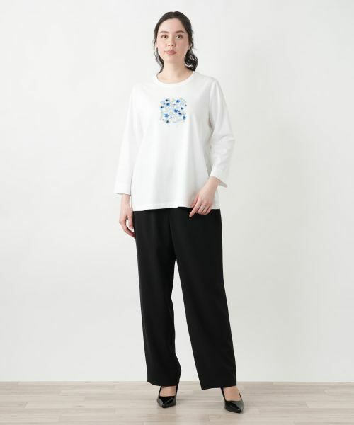 Leilian PLUS HOUSE / レリアンプラスハウス Tシャツ | 【店舗人気】フラワーモチーフカットソー【Leilian WHITE LABEL】 | 詳細1