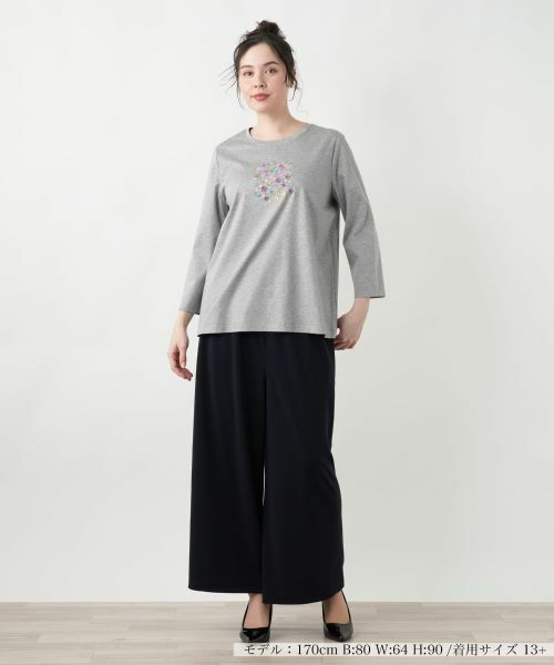 Leilian PLUS HOUSE / レリアンプラスハウス Tシャツ | 【店舗人気】フラワーモチーフカットソー【Leilian WHITE LABEL】 | 詳細4