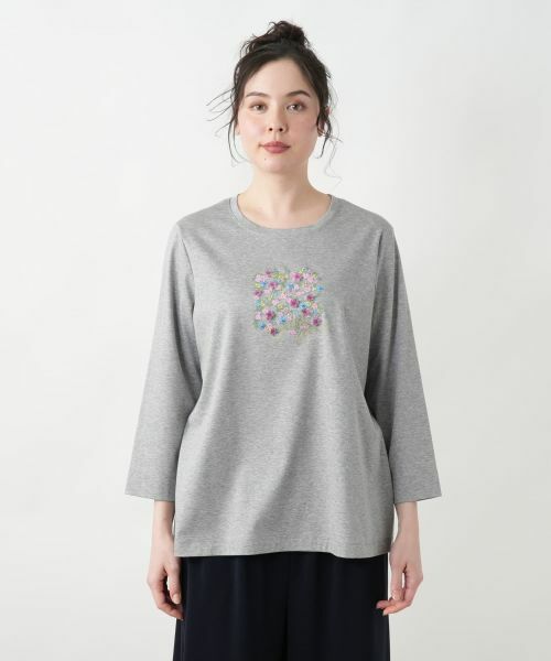 Leilian PLUS HOUSE / レリアンプラスハウス Tシャツ | 【店舗人気】フラワーモチーフカットソー【Leilian WHITE LABEL】 | 詳細7