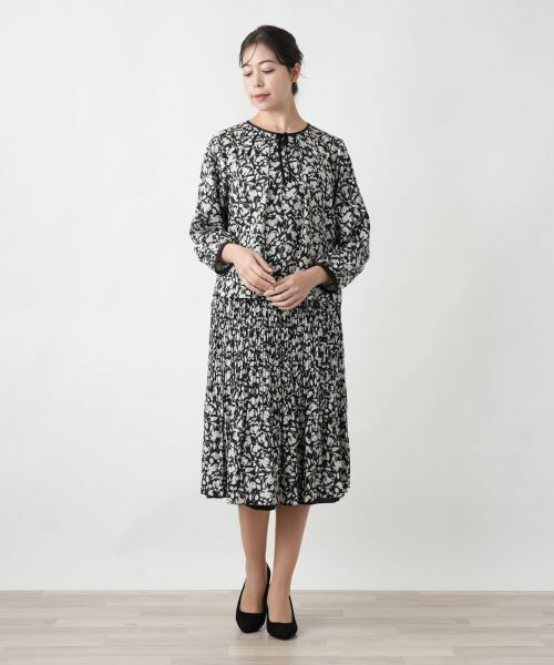 Leilian PLUS HOUSE / レリアンプラスハウス シャツ・ブラウス | 【店舗人気】フラワー柄リボンブラウス【Leilian WHITE LABEL】 | 詳細1