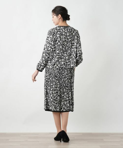 Leilian PLUS HOUSE / レリアンプラスハウス シャツ・ブラウス | 【店舗人気】フラワー柄リボンブラウス【Leilian WHITE LABEL】 | 詳細3