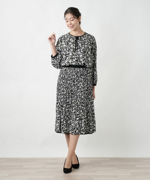 Leilian PLUS HOUSE / レリアンプラスハウス ロング・マキシ丈スカート | 【店舗人気】プリントプリーツスカート【Leilian WHITE LABEL】 | 詳細1