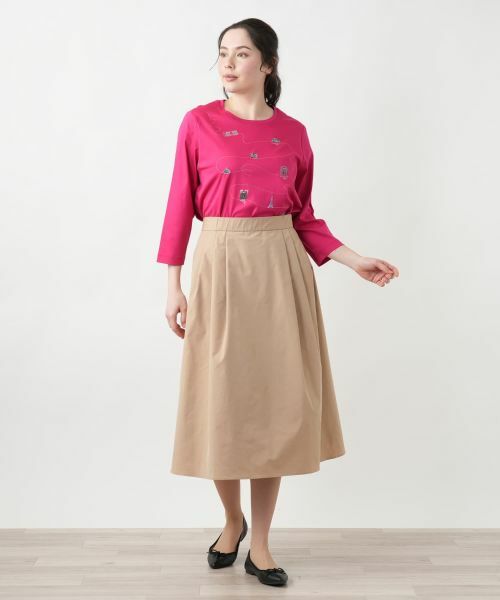 Leilian PLUS HOUSE / レリアンプラスハウス Tシャツ | 【店舗人気】刺繍クルーネックカットソー【プラス企画】 | 詳細1