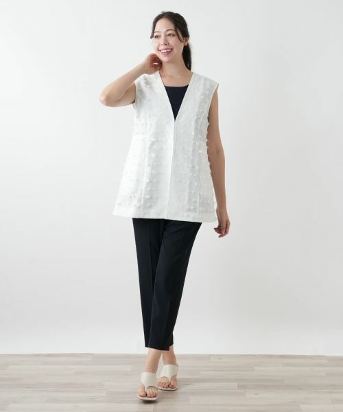 Leilian PLUS HOUSE / レリアンプラスハウス テーラードジャケット | Vネックベスト | 詳細1