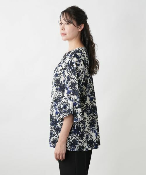 Leilian PLUS HOUSE / レリアンプラスハウス シャツ・ブラウス | 【店舗人気】ボタニカル柄チュニックブラウス | 詳細8